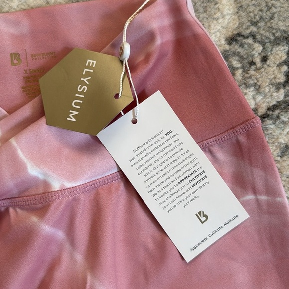 Buffbunny Rebel Leggings in Rose Quartz - Picture 6 of 11